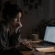 Прокрастинация как защита: что скрывается за страхом завершения